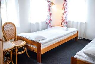 Курортные отели Willa Safona Крыница-Здруй Стандартный двухместный номер с 1 кроватью и общей ванной комнатой-2